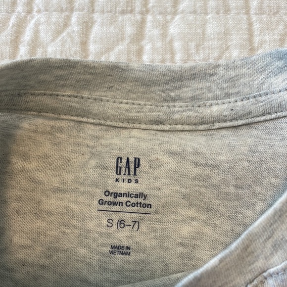 SALE ✨ Girls 5/6 Bundle- 5 Pieces - Picture 3 of 12